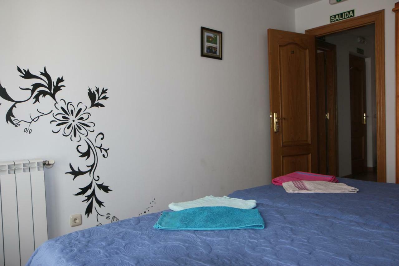 Hostal La Plaza Puente La Reina Ngoại thất bức ảnh