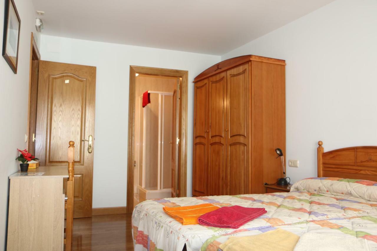 Hostal La Plaza Puente La Reina Ngoại thất bức ảnh
